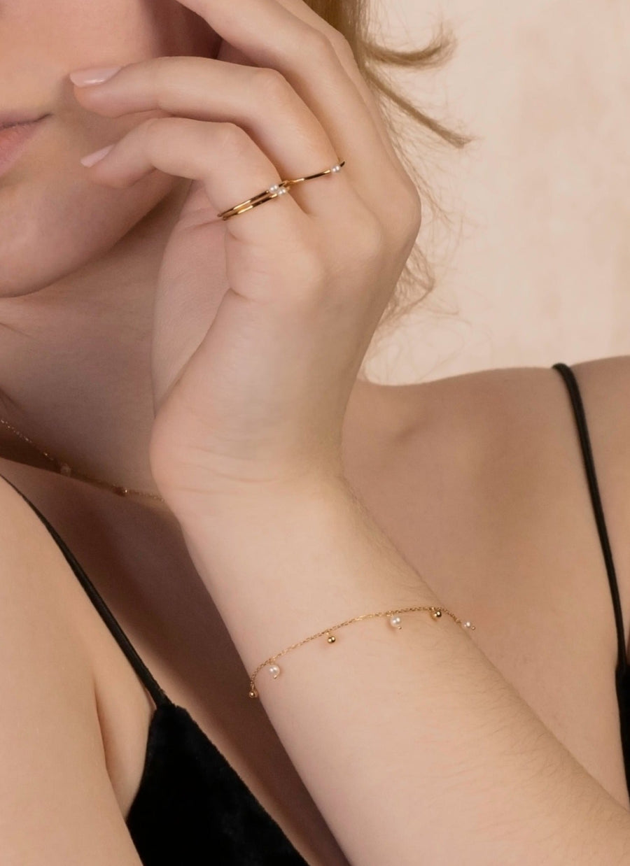 Pearly Gold Station Bracelet