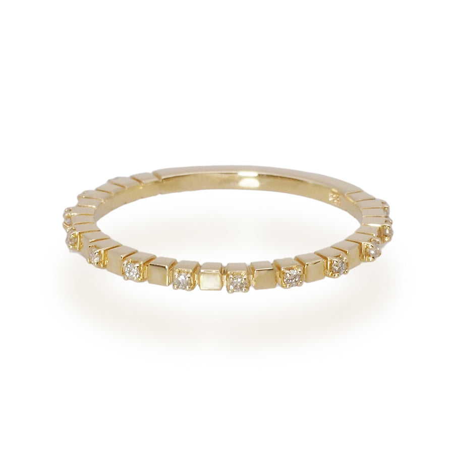 Anche Edges Diamond Ring